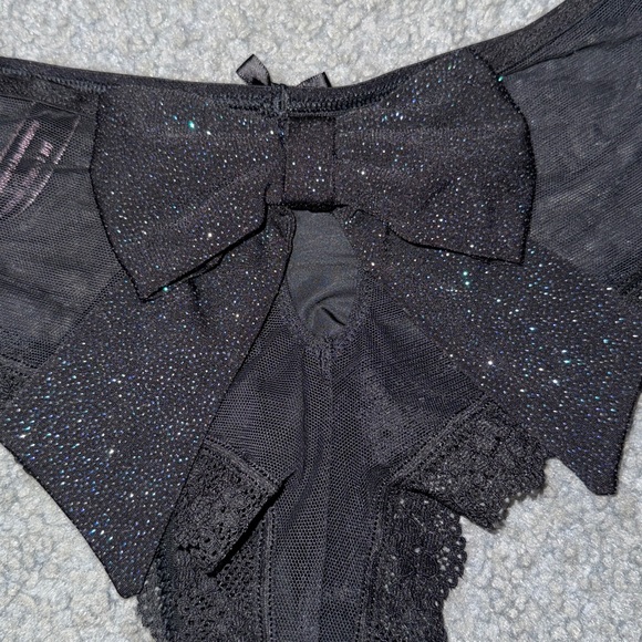 Aerie and Victorias Secret panty bundle - Picture 2 of 7